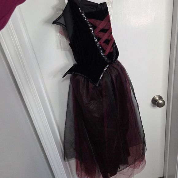 ROYAL VAMPIRE Dress Girls Child Costume LARGE (10/12)  Dracula Halloween - Picture 4 of 8